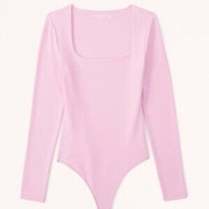 Abercrombie Long-Sleeve Seamless Fabric Soft Squareneck Bodysuit